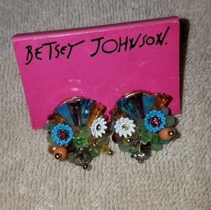Betsey johnson earring